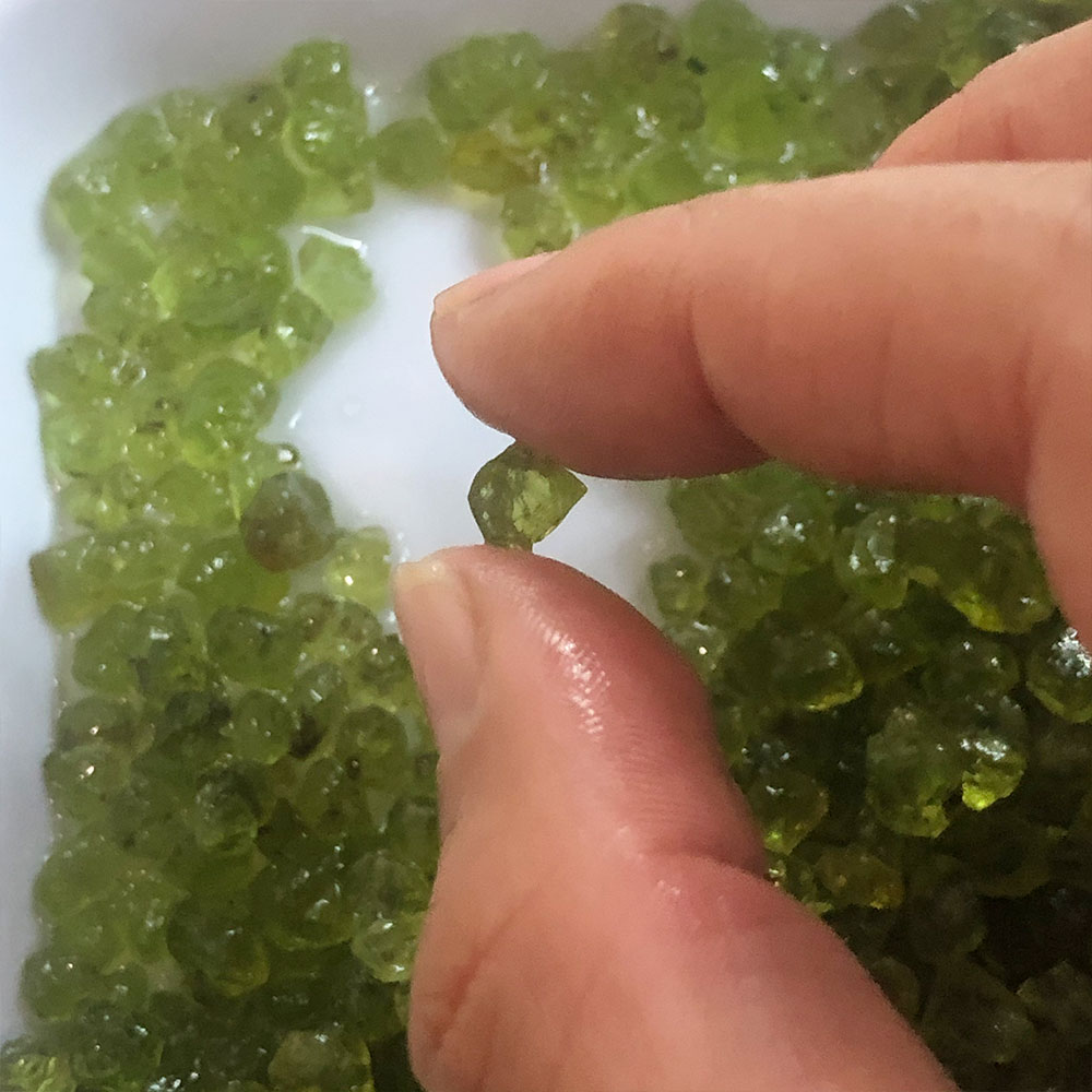 20g/Pack Natural Peridot Olivi - Fish Tank Gravel ulasan dan harga