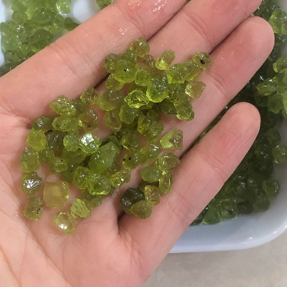 20g/Pack Natural Peridot Olivi - Fish Tank Gravel ulasan dan harga